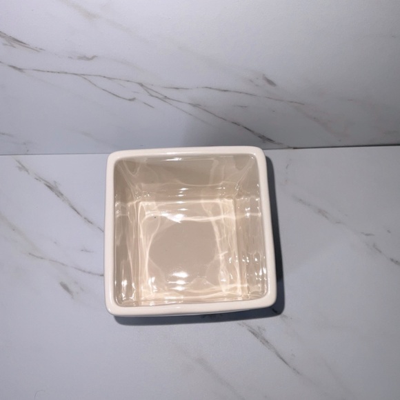 Rae Dunn brush holder/ pencil holder - Picture 4 of 4